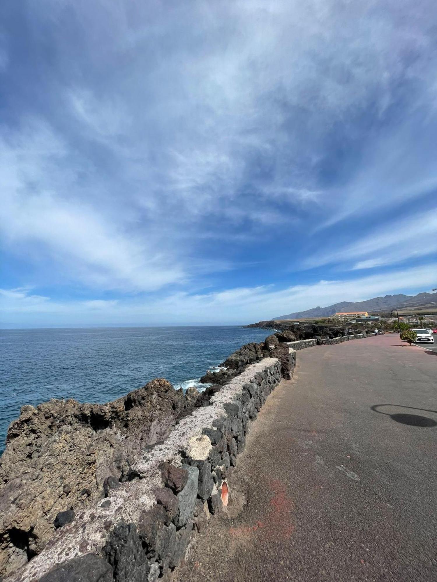 Seaside Paradise - 2 Bedroom Apartment With Ocean Views & Air Conditioning In Playa San Juan Exterior foto