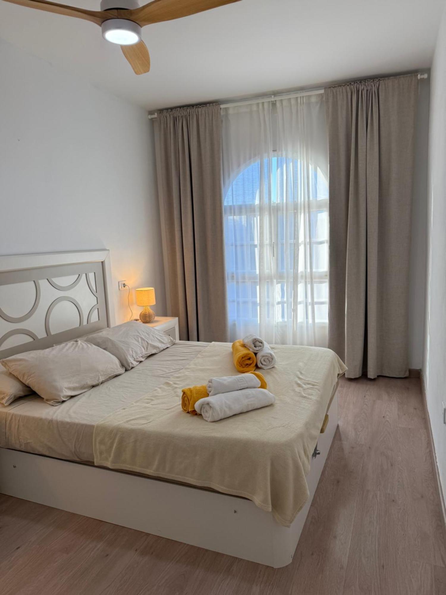 Seaside Paradise - 2 Bedroom Apartment With Ocean Views & Air Conditioning In Playa San Juan Exterior foto